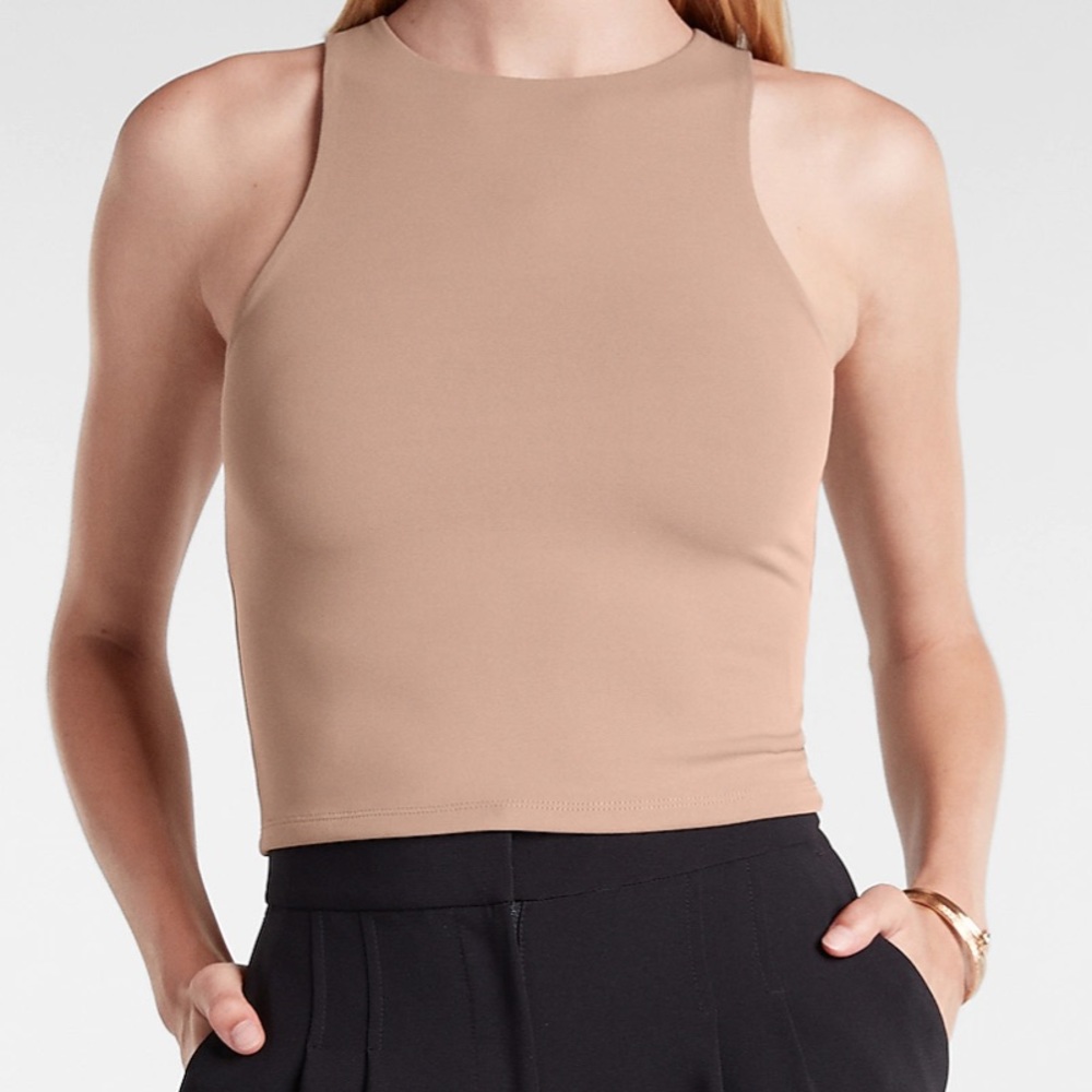 Contour Cropped tank